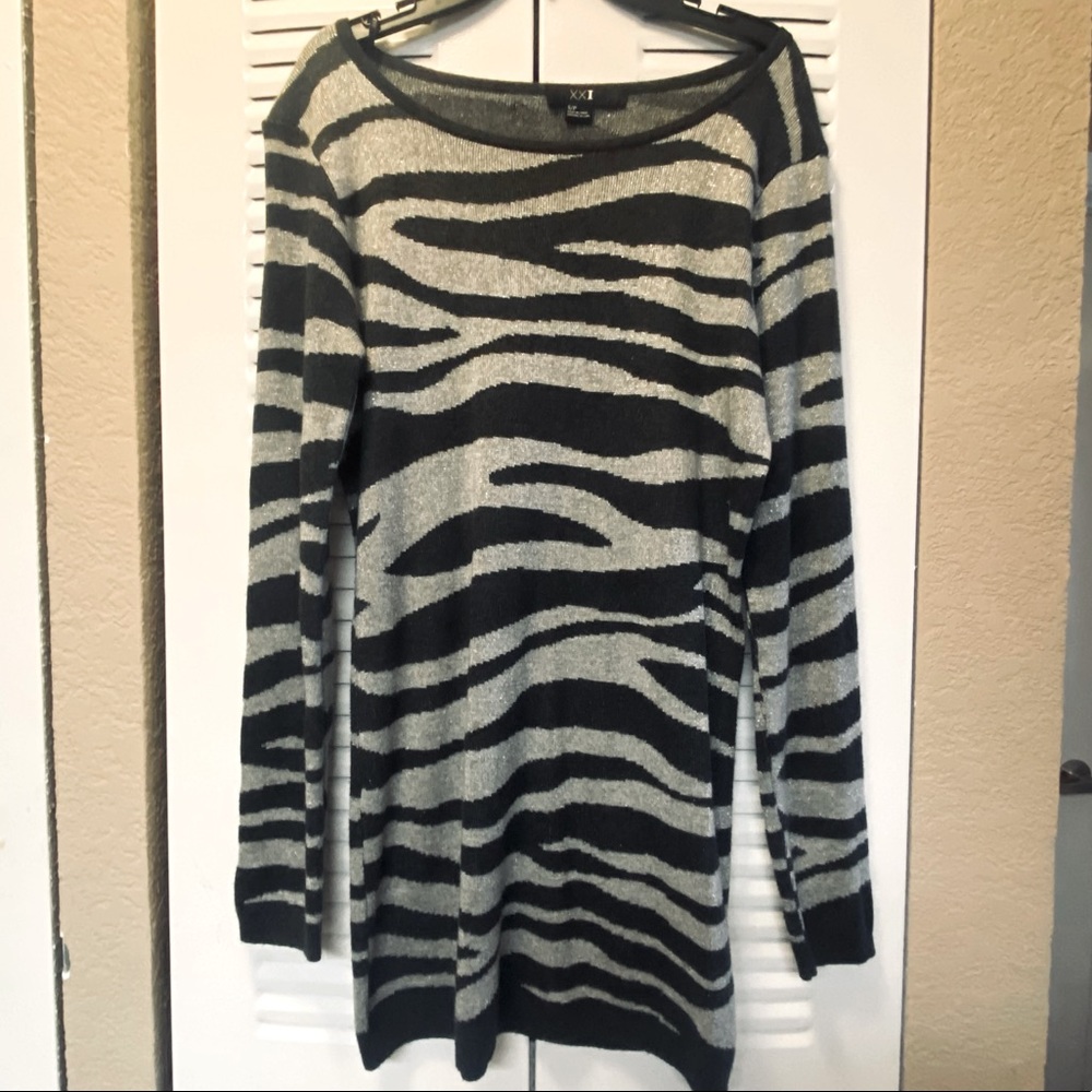 XXI Sweater